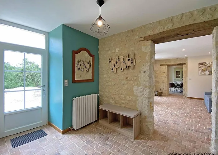 Pour 13 Pers Avec Babyfoot Et Cheminée - Fr-1-497-209 *